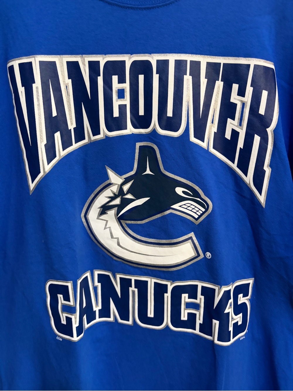 Vancouver Canucks Blue Graphic T-Shirt Size XL NHL Hockey